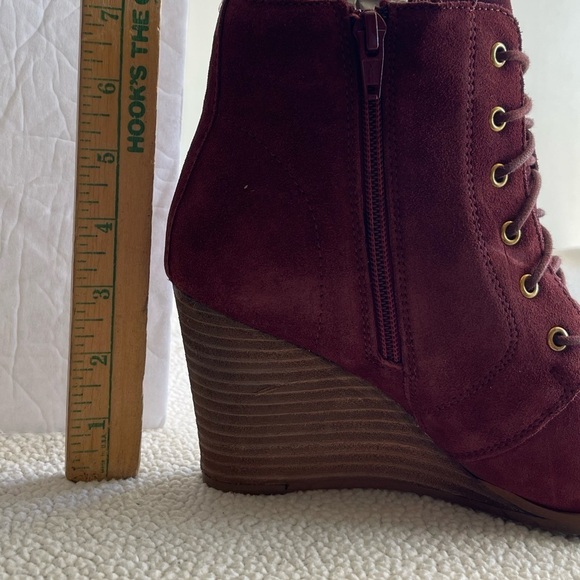 Diba nwob blake burgundy lace up leather wedge heel bootie - Picture 10 of 10